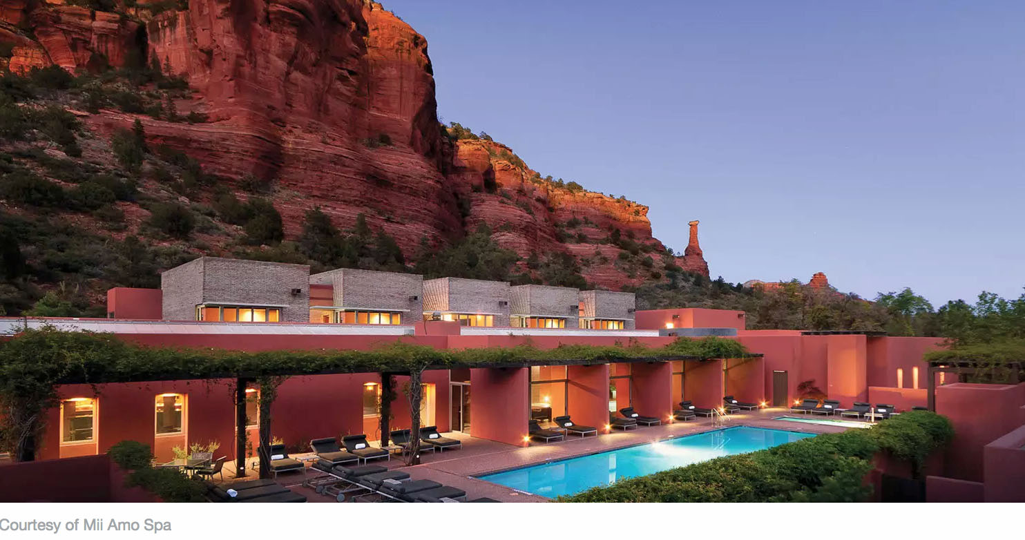 spa with pool in Arizona - cliffs behind