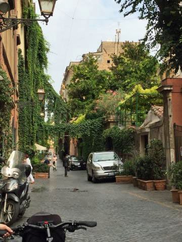 Bicycle touring in Rome